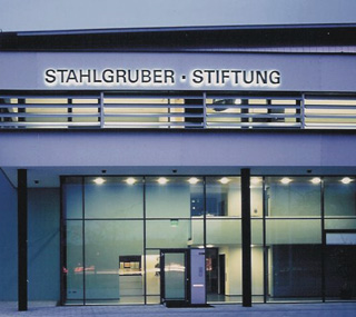 1992 - Übernahme der Gummiwerk Elbe GmbH